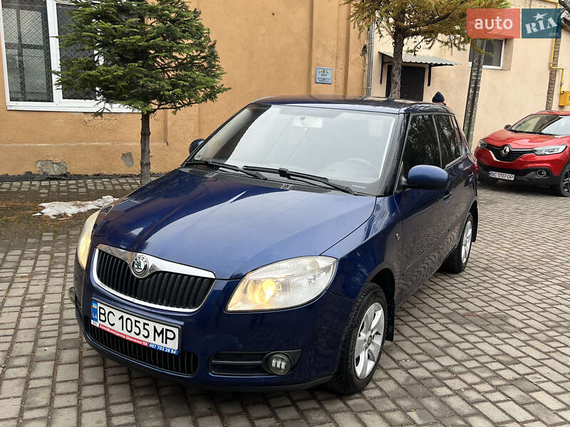 Хэтчбек Skoda Fabia 2007 в Львове