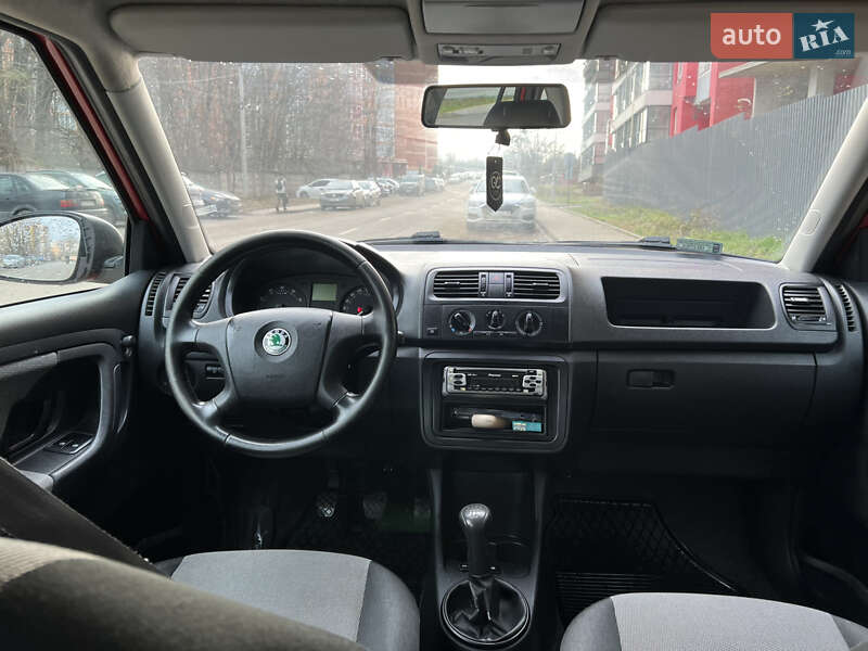 Універсал Skoda Fabia 2010 в Чернівцях фото 32 Універсал Skoda Fabia 2010 в Чернівцях
