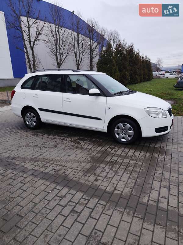 Универсал Skoda Fabia 2008 в Белой Церкви