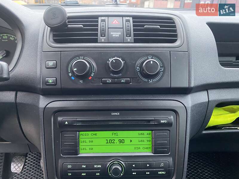 Универсал Skoda Fabia 2009 в Чернигове