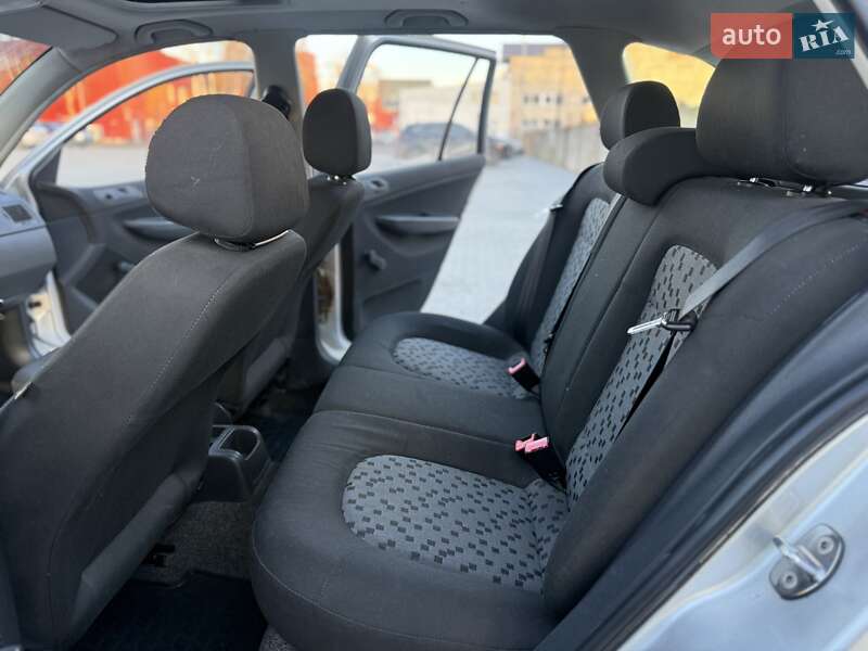 Универсал Skoda Fabia 2006 в Тернополе