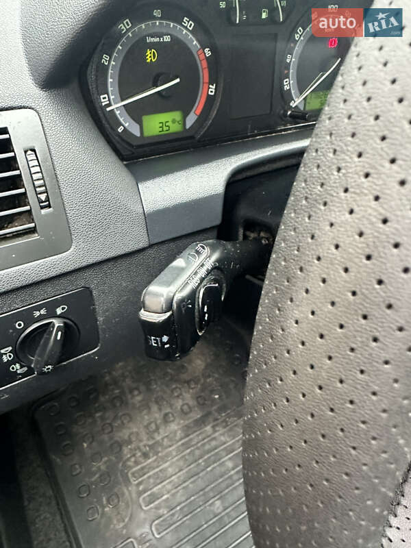 Хэтчбек Skoda Fabia 2006 в Ивано-Франковске