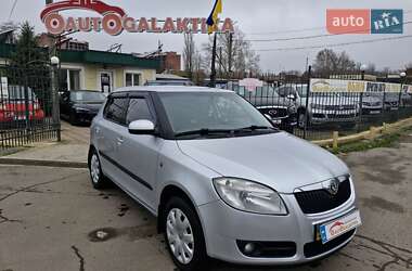 Хэтчбек Skoda Fabia 2008 в Николаеве