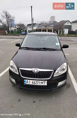 Універсал Skoda Fabia 2010 в Києві