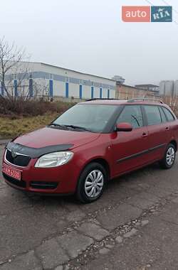 Універсал Skoda Fabia 2010 в Полтаві