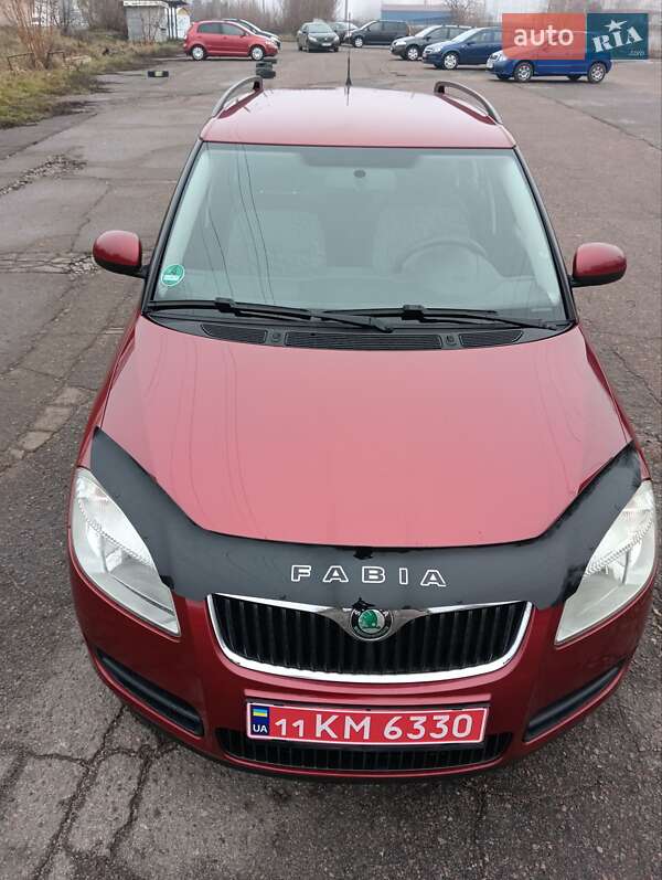 Универсал Skoda Fabia 2010 в Полтаве