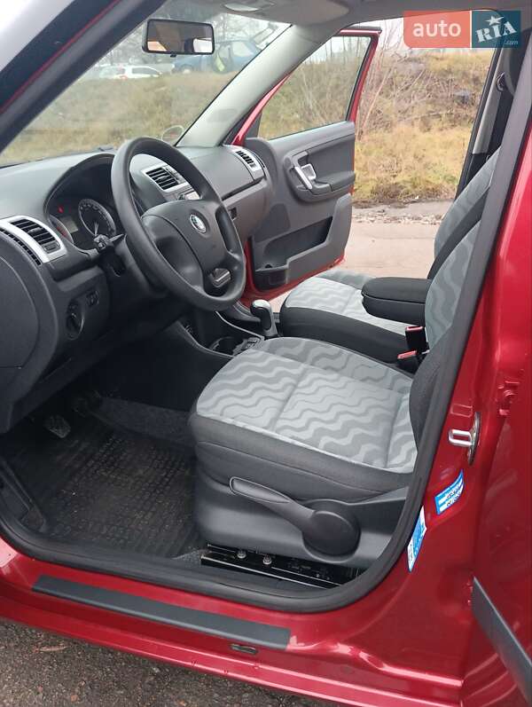 Универсал Skoda Fabia 2010 в Полтаве