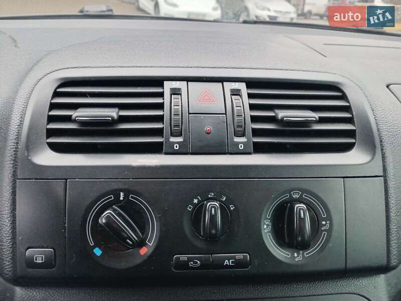 Універсал Skoda Fabia 2011 в Львові