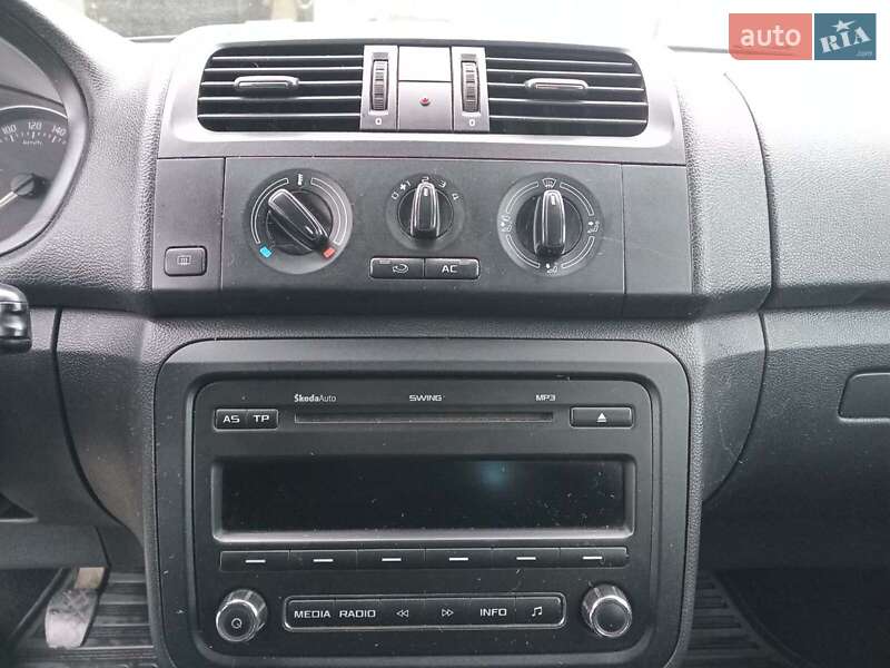 Універсал Skoda Fabia 2011 в Львові