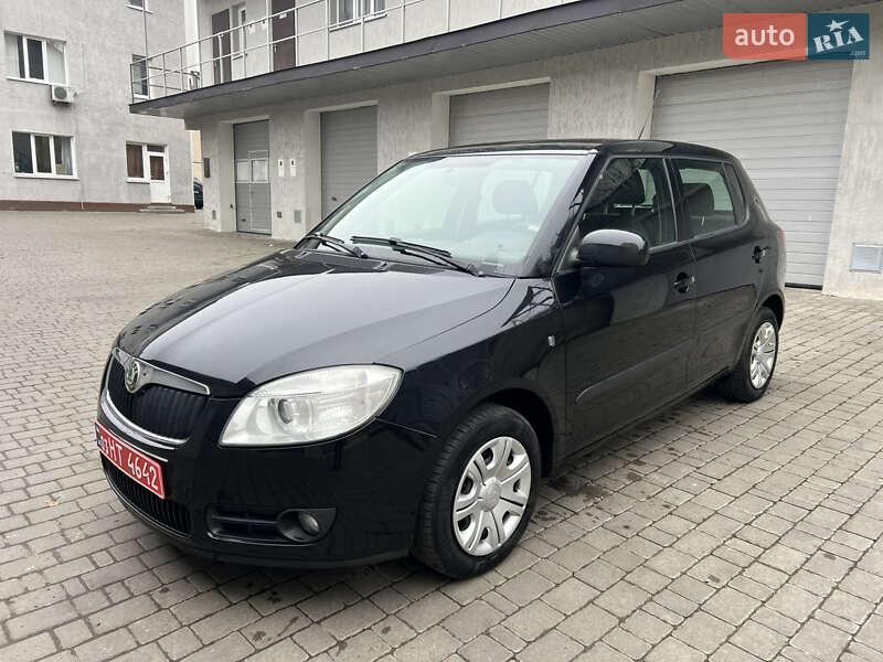 Хетчбек Skoda Fabia 2008 в Хмельницькому фото Хетчбек Skoda Fabia 2008 в Хмельницькому