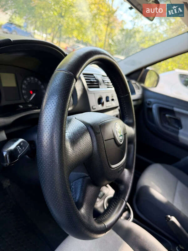 Хэтчбек Skoda Fabia 2012 в Сваляве фото 12 Хэтчбек Skoda Fabia 2012 в Сваляве