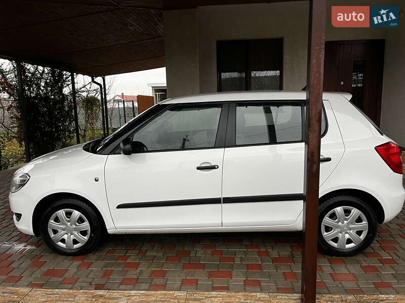 Хэтчбек Skoda Fabia 2010 в Одессе
