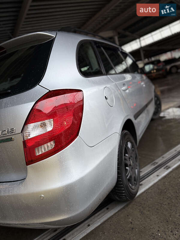 Универсал Skoda Fabia 2009 в Виннице