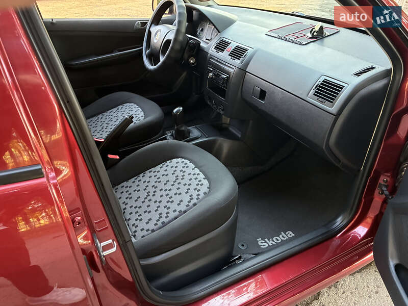 Хетчбек Skoda Fabia 2006 в Біляївці фото 5 Хетчбек Skoda Fabia 2006 в Біляївці