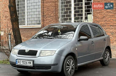 Седан Skoda Fabia 2003 в Днепре