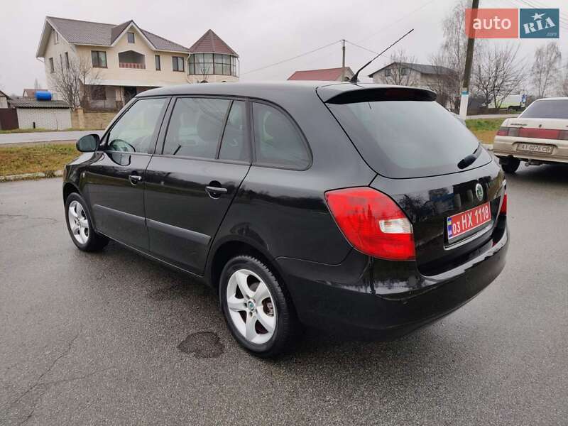 Универсал Skoda Fabia 2009 в Барышевке