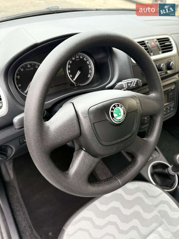 Хетчбек Skoda Fabia 2010 в Луцьку фото 17 Хетчбек Skoda Fabia 2010 в Луцьку