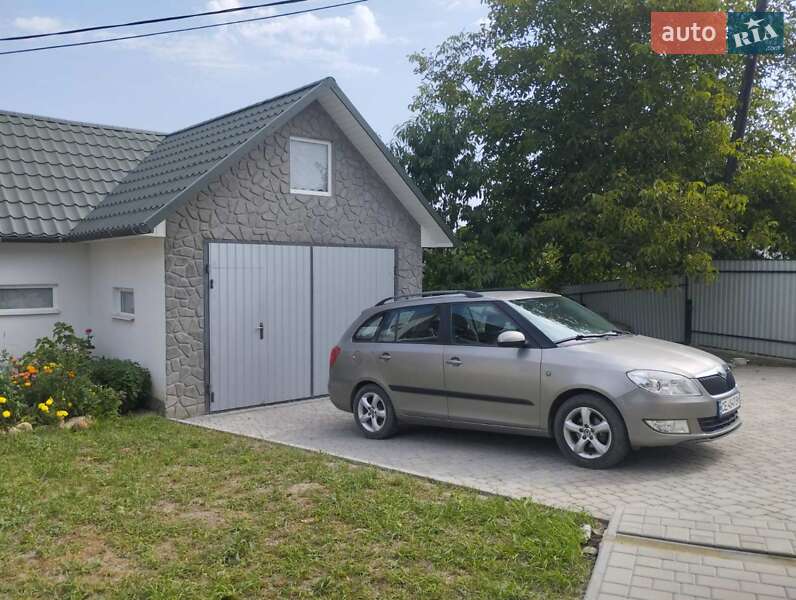 Универсал Skoda Fabia 2010 в Кицмани