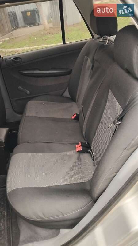 Универсал Skoda Fabia 2002 в Николаеве фото 8 Универсал Skoda Fabia 2002 в Николаеве