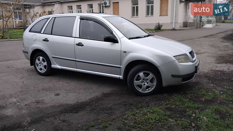 Универсал Skoda Fabia 2002 в Николаеве фото 2 Универсал Skoda Fabia 2002 в Николаеве