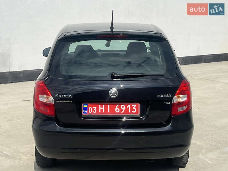 Универсал Skoda Fabia 2013 в Виннице