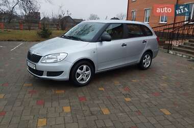 Універсал Skoda Fabia 2012 в Любешові