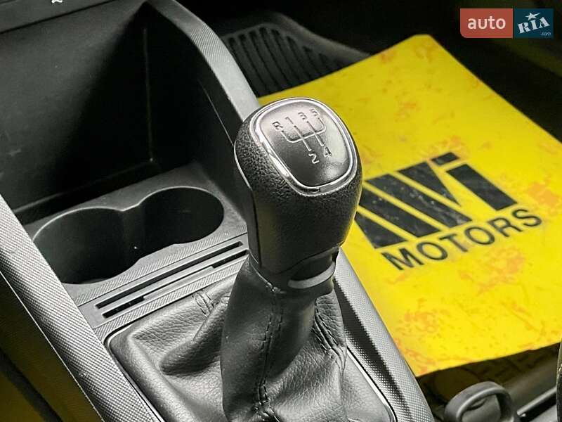 Универсал Skoda Fabia 2021 в Киеве