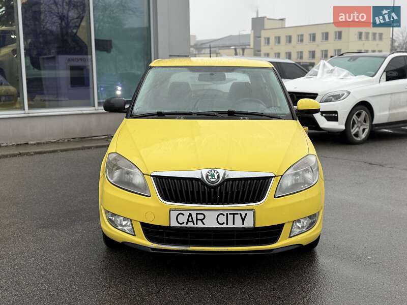 Хетчбек Skoda Fabia 2012 в Києві фото 2 Хетчбек Skoda Fabia 2012 в Києві