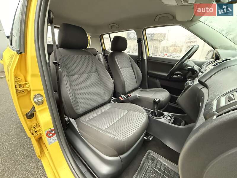 Хетчбек Skoda Fabia 2012 в Києві фото 13 Хетчбек Skoda Fabia 2012 в Києві