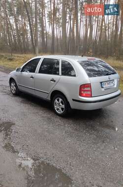 Универсал Skoda Fabia 2002 в Краснокутске