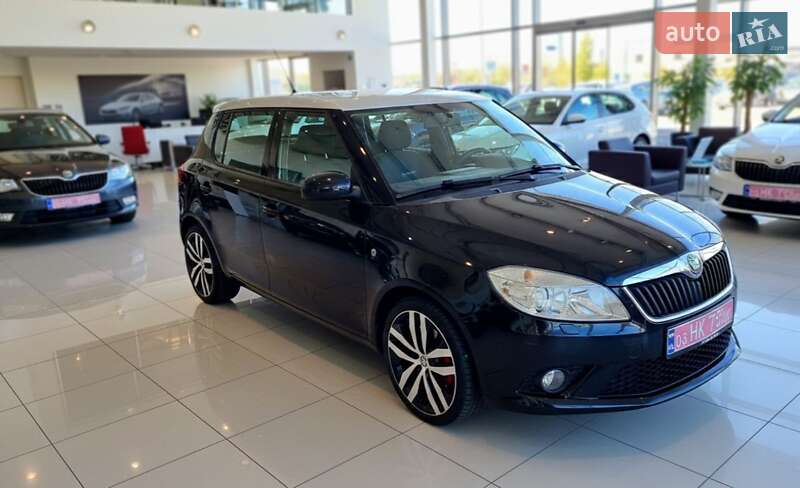 Хэтчбек Skoda Fabia 2010 в Львове