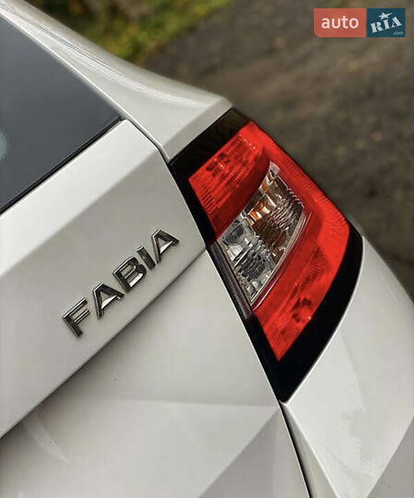 Универсал Skoda Fabia 2016 в Южноукраинске