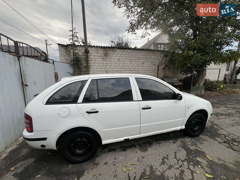 Универсал Skoda Fabia 2003 в Белой Церкви