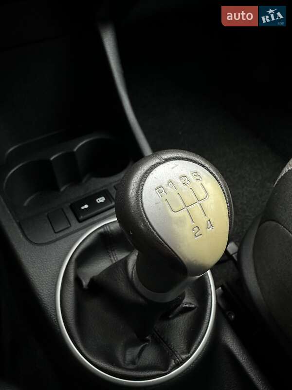 Универсал Skoda Fabia 2011 в Белогородке