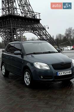Хетчбек Skoda Fabia 2008 в Харкові