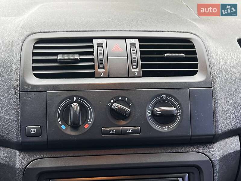 Хэтчбек Skoda Fabia 2013 в Киеве фото 18 Хэтчбек Skoda Fabia 2013 в Киеве