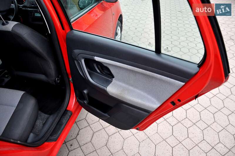 Универсал Skoda Fabia 2012 в Львове фото 21 Универсал Skoda Fabia 2012 в Львове