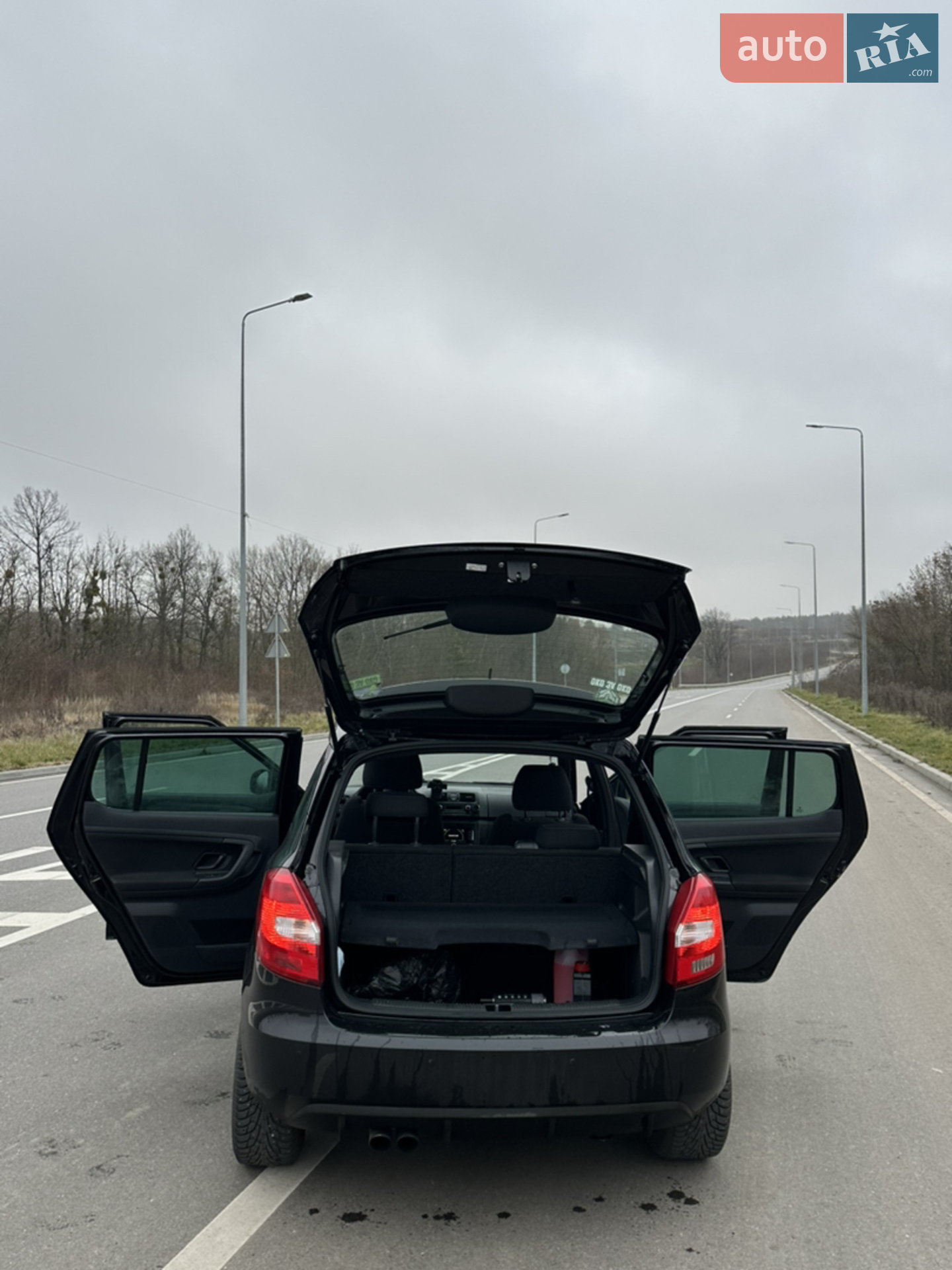 2011 Skoda Fabia - мініатюра 7