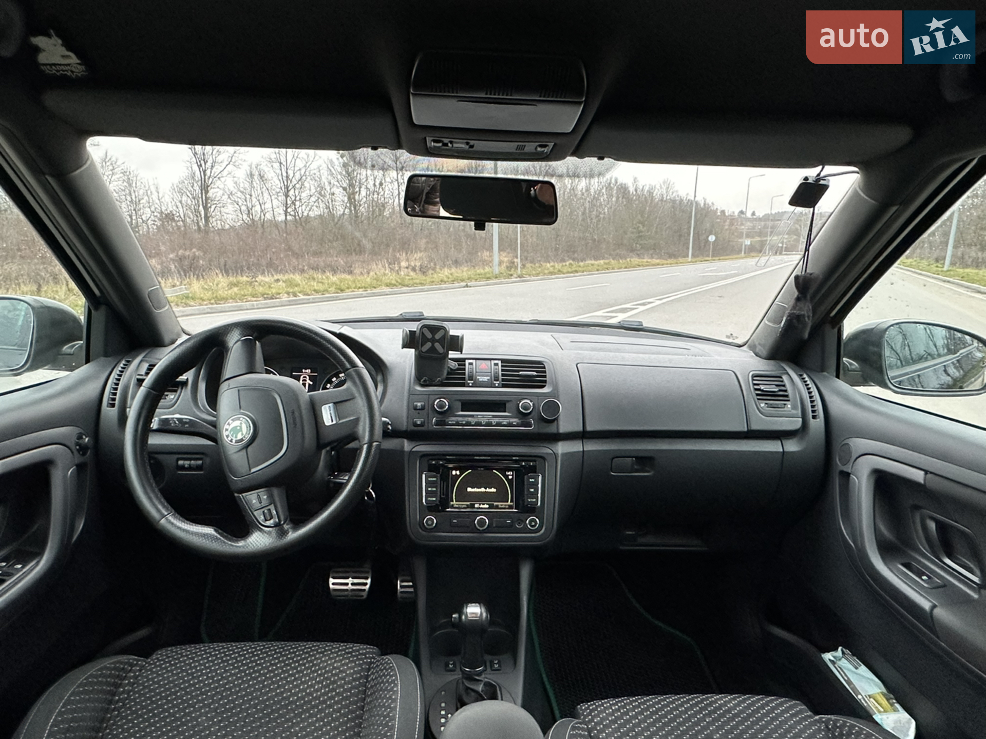 2011 Skoda Fabia - мініатюра 8