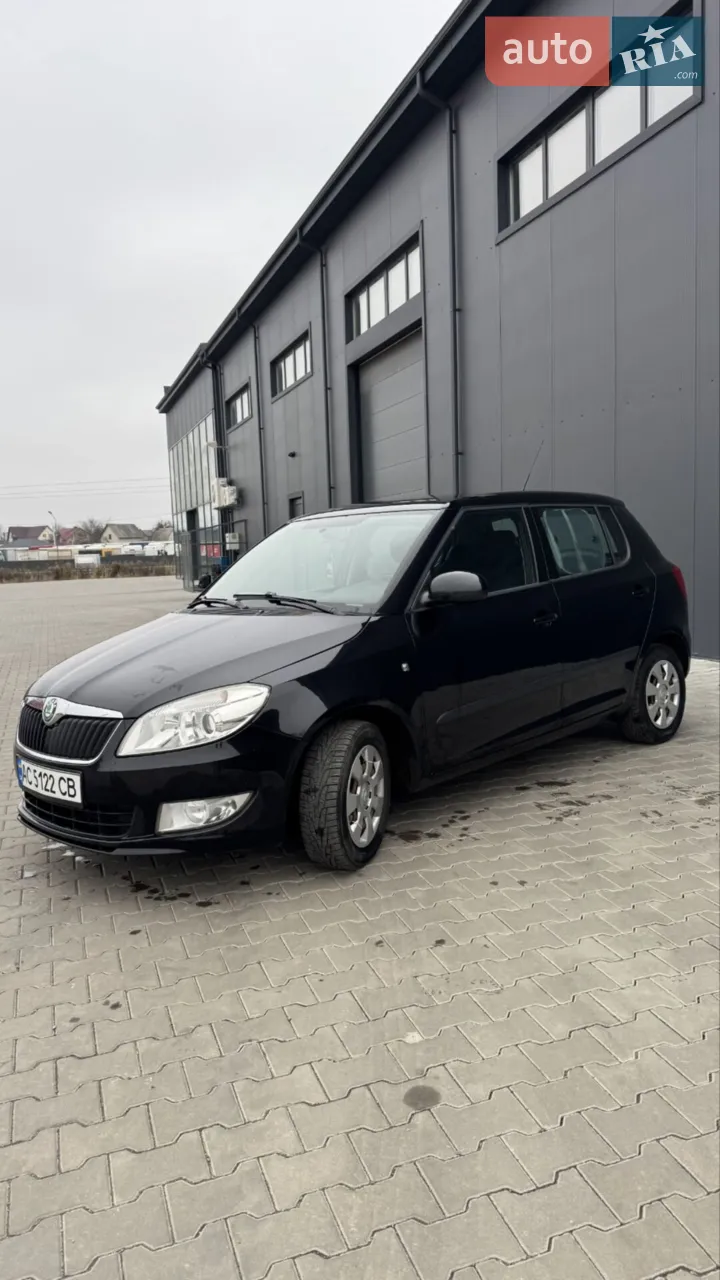 2010 Skoda Fabia - мініатюра 27