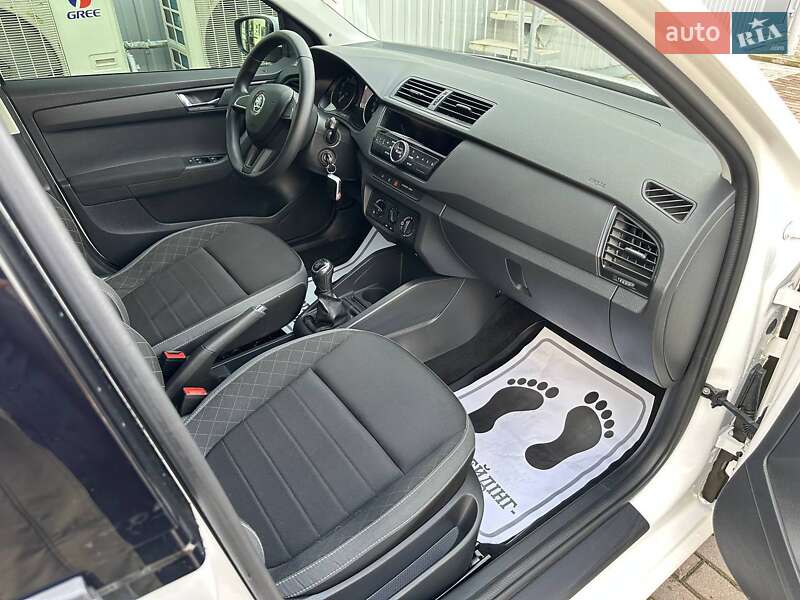 Хэтчбек Skoda Fabia 2019 в Виннице фото 32 Хэтчбек Skoda Fabia 2019 в Виннице