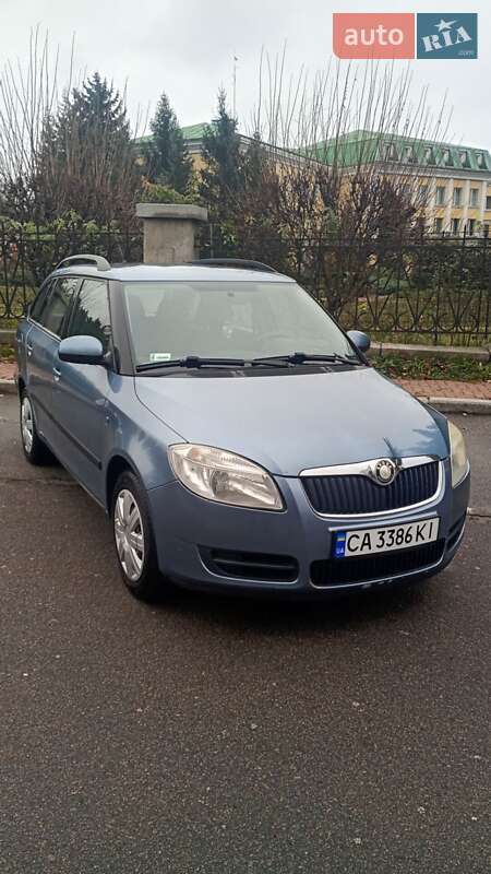 Skoda Fabia 2009 Skoda Fabia 2009