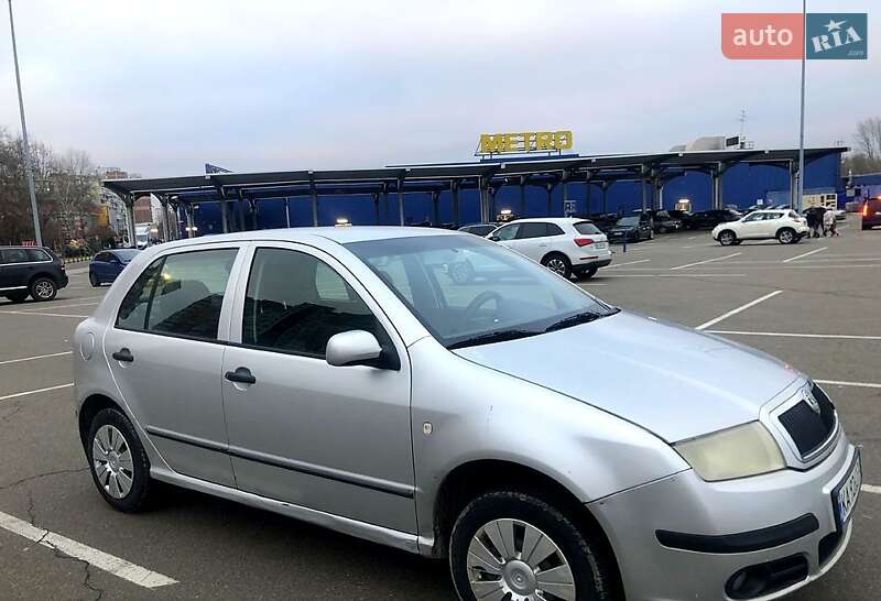 Хэтчбек Skoda Fabia 2005 в Киеве