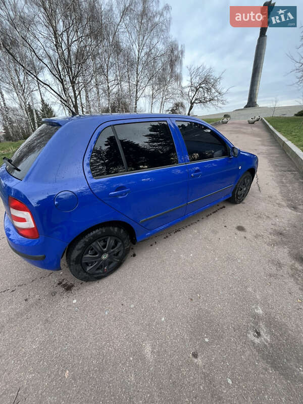 Хэтчбек Skoda Fabia 2006 в Житомире