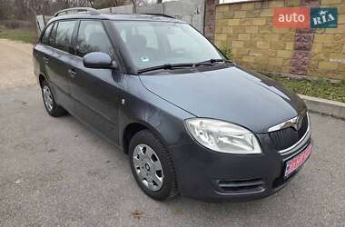 Универсал Skoda Fabia 2009 в Каменском