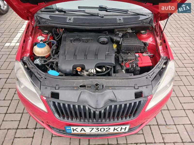 Хетчбек Skoda Fabia 2011 в Черкасах