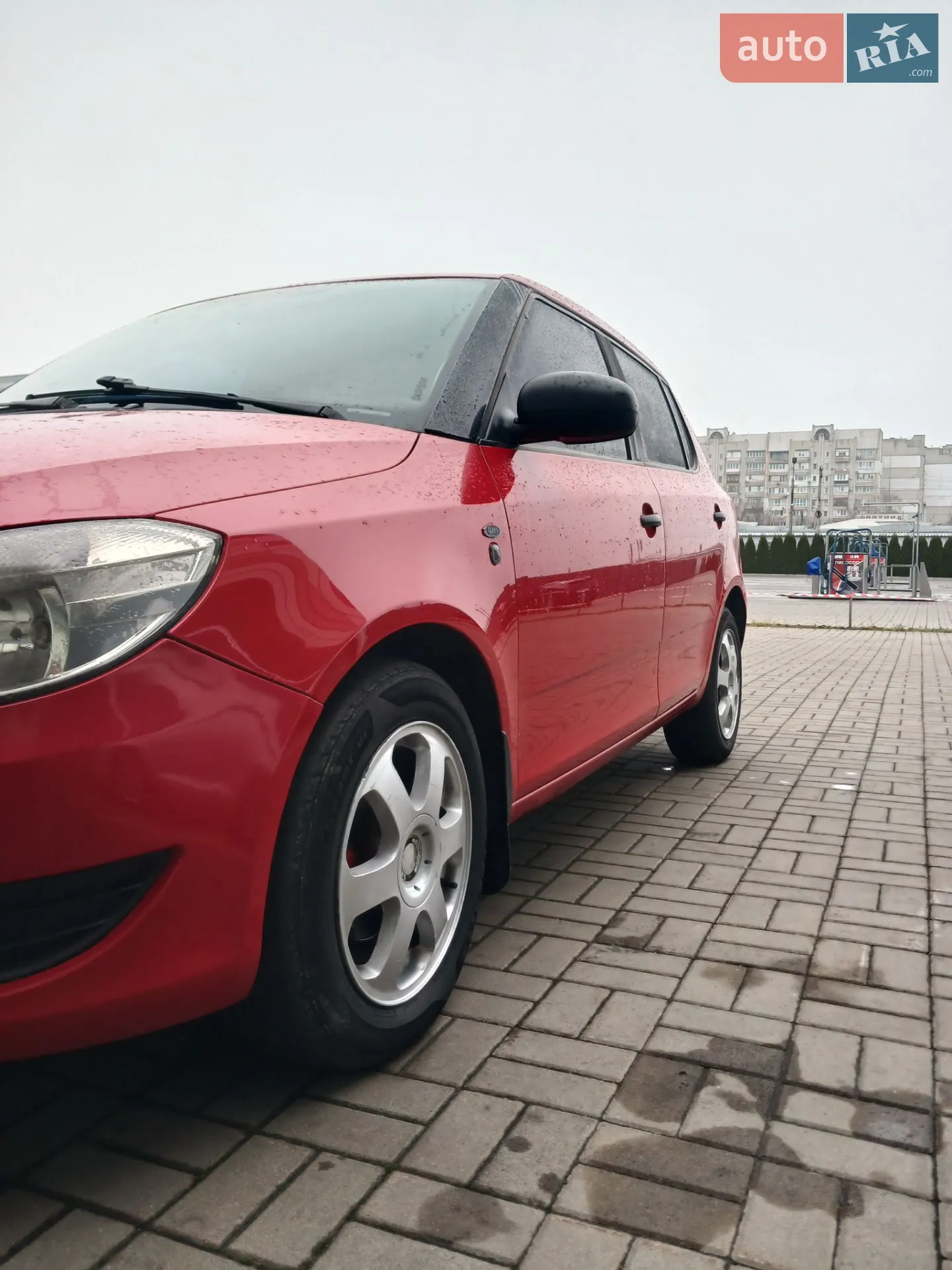 2011 Skoda Fabia - мініатюра 3