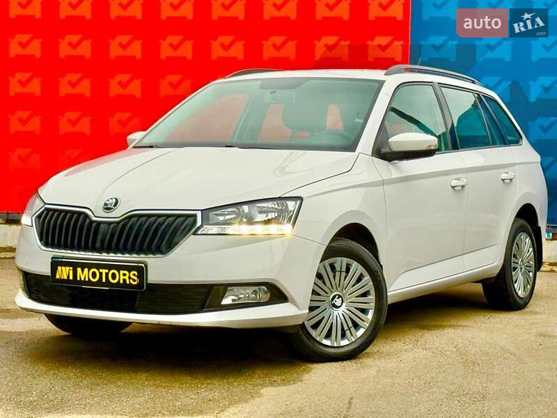Универсал Skoda Fabia 2021 в Киеве
