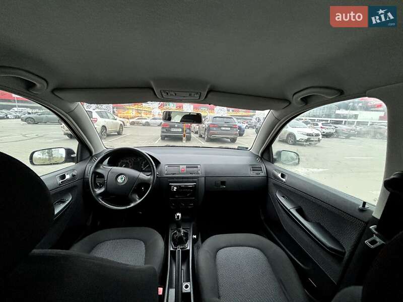 Хетчбек Skoda Fabia 2005 в Києві фото 4 Хетчбек Skoda Fabia 2005 в Києві