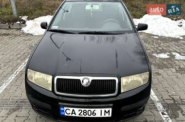 Хэтчбек Skoda Fabia 2005 в Киеве